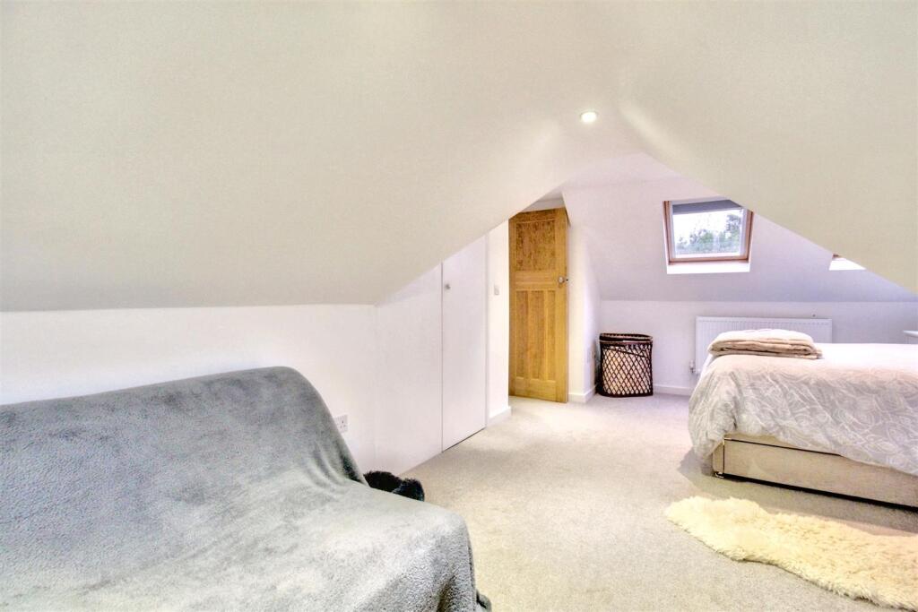 Additional property image - Seventh Avenue, Lancing