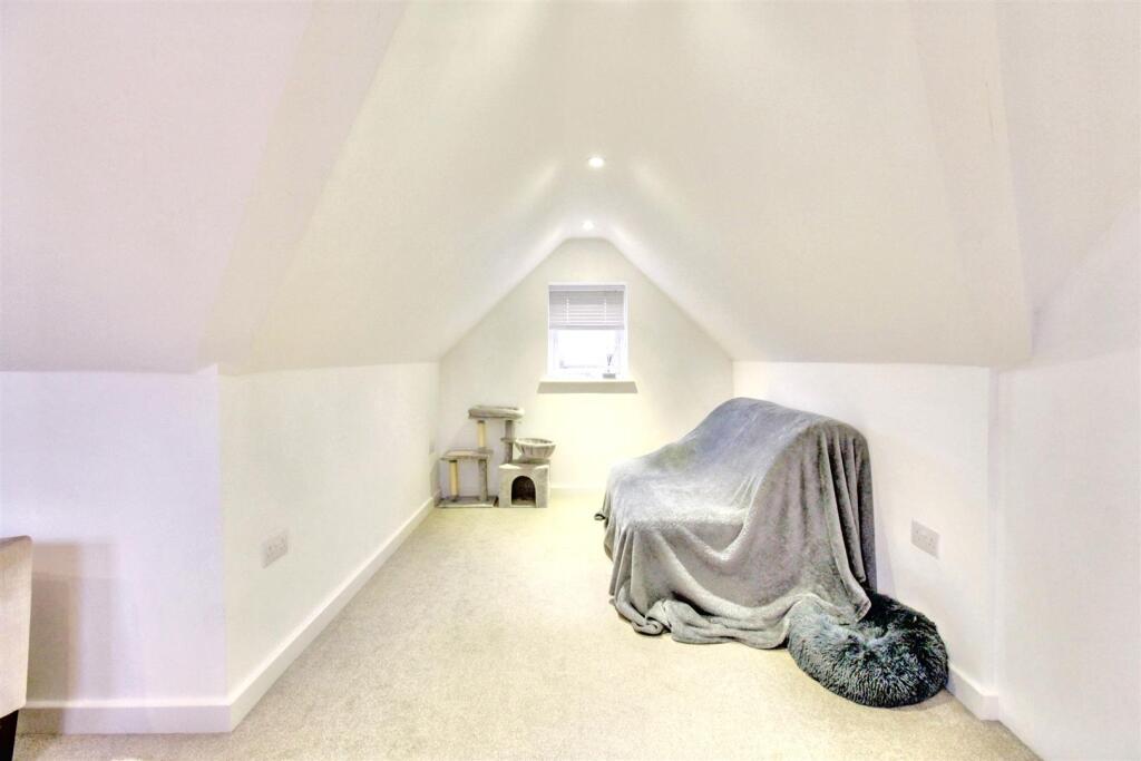 Additional property image - Seventh Avenue, Lancing