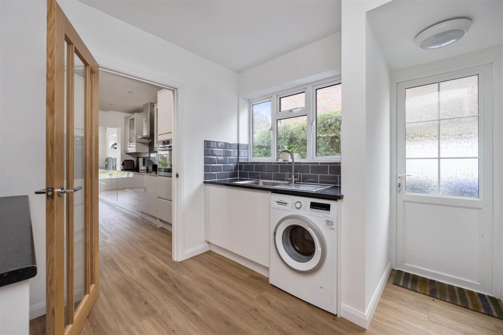 Additional property image - Arlington Close, Goring-By-Sea, Worthing