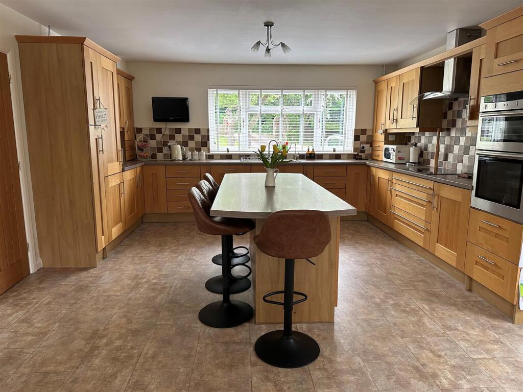 Additional image 3 of Honeysuckle Lane, Worthing