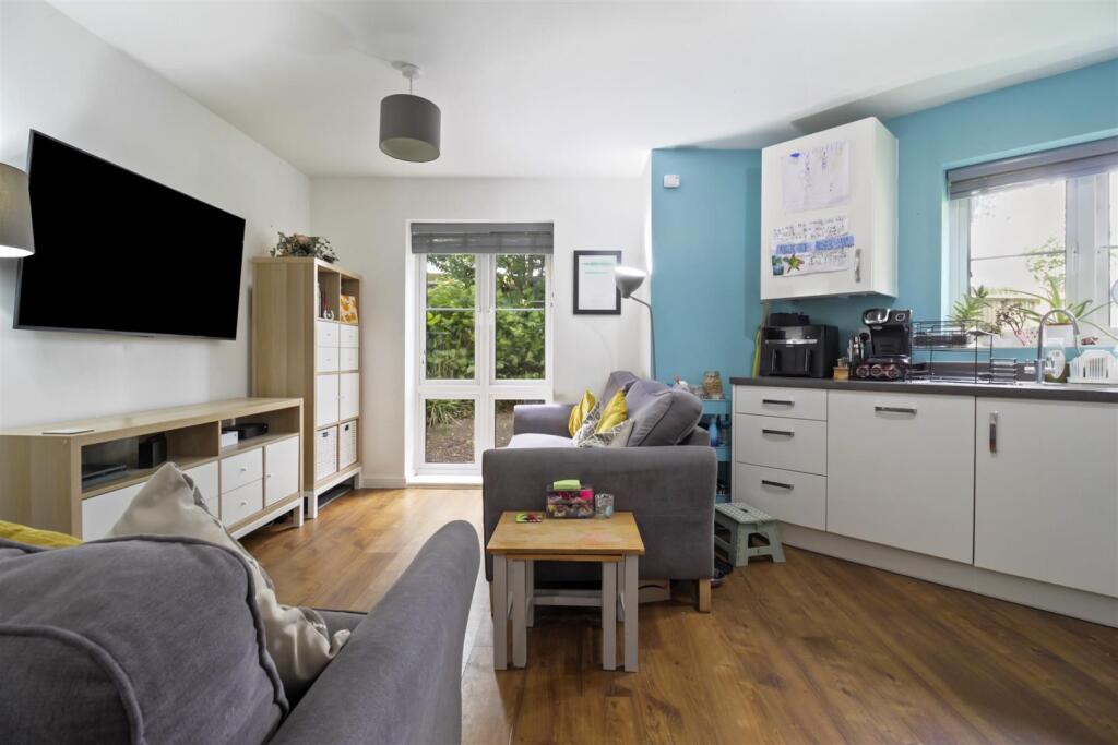 Additional image 3 of Cambrian Way, Worthing