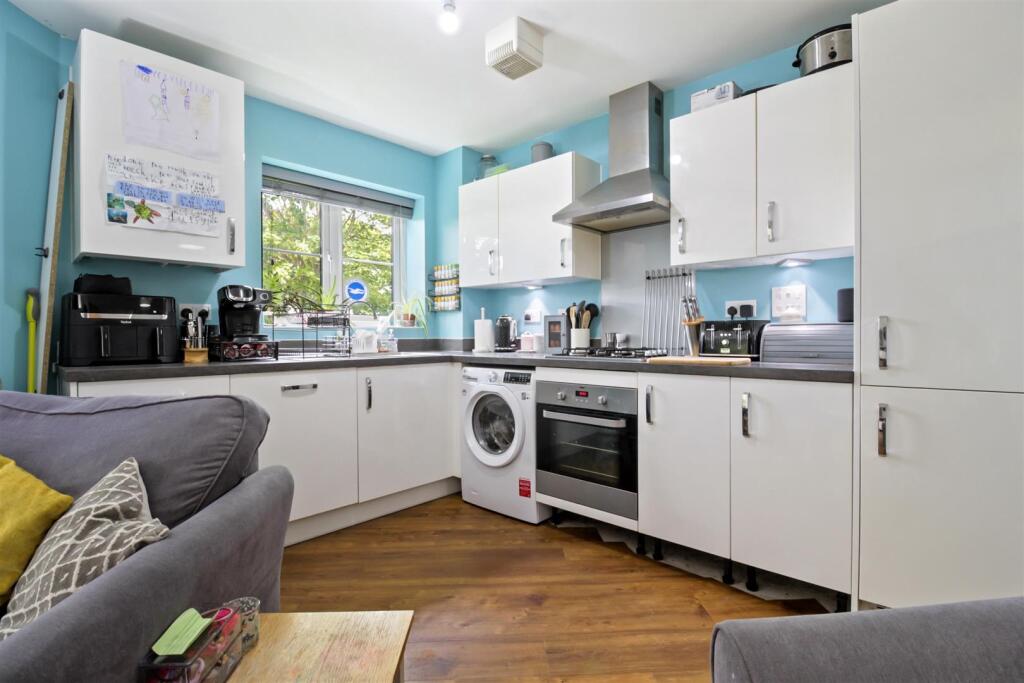 Additional image 4 of Cambrian Way, Worthing