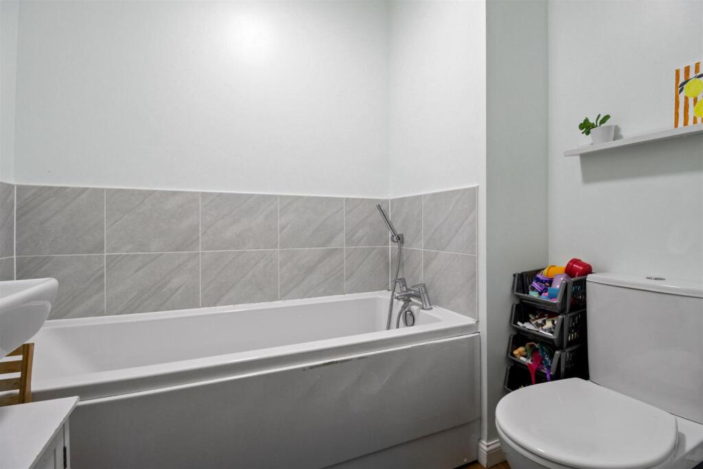 Additional image 11 of Cambrian Way, Worthing