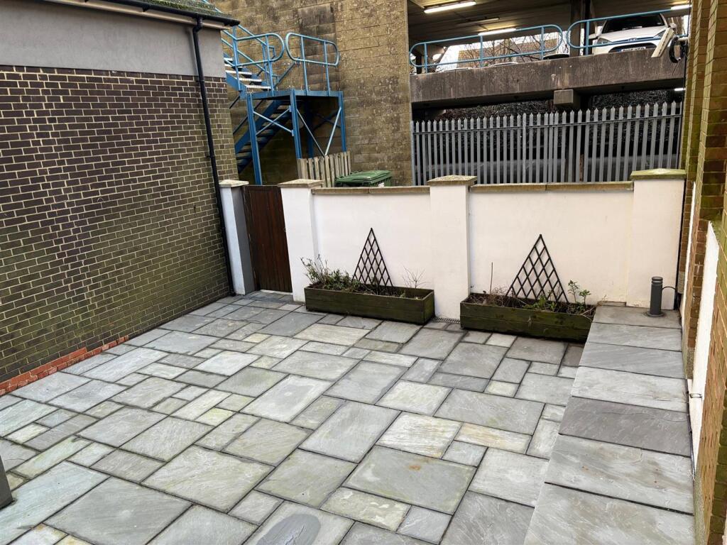 Additional image 13 of The Causeway, Goring-By-Sea, Worthing