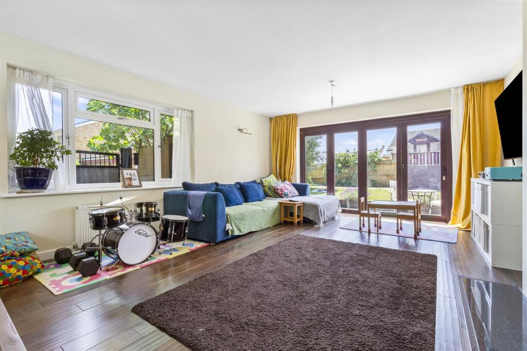 Additional image 17 of Whylands Crescent, Worthing