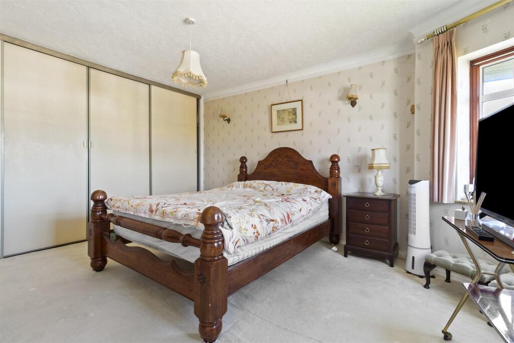Additional image 24 of Chelwood Avenue, Goring-By-Sea, Worthing