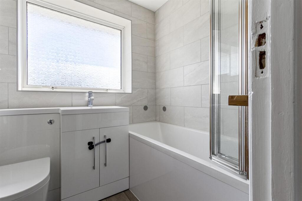 Additional image 9 of Coleridge Crescent, Goring-By-Sea, Worthing