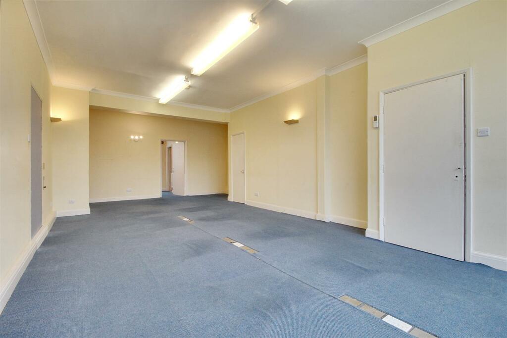 Additional property image - Harbour Way, Shoreham-By-Sea