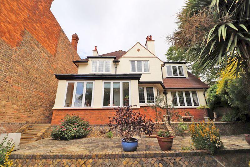 4 bedroom detached house for sale in Mill Road, Cleethorpes, DN35