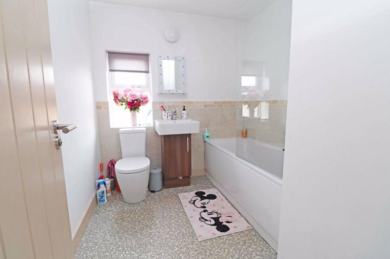 4 bedroom detached house for sale in Bluebell Road, Scartho, DN33