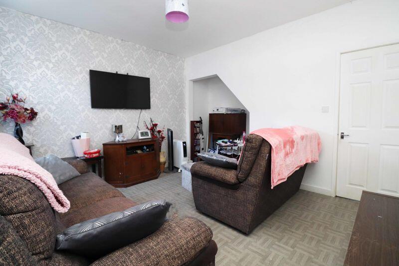 3 bedroom terraced house for sale in Julian Street, Grimsby, DN32