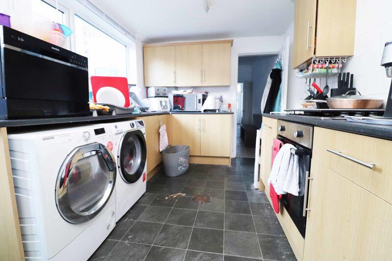 3 bedroom terraced house for sale in Julian Street, Grimsby, DN32