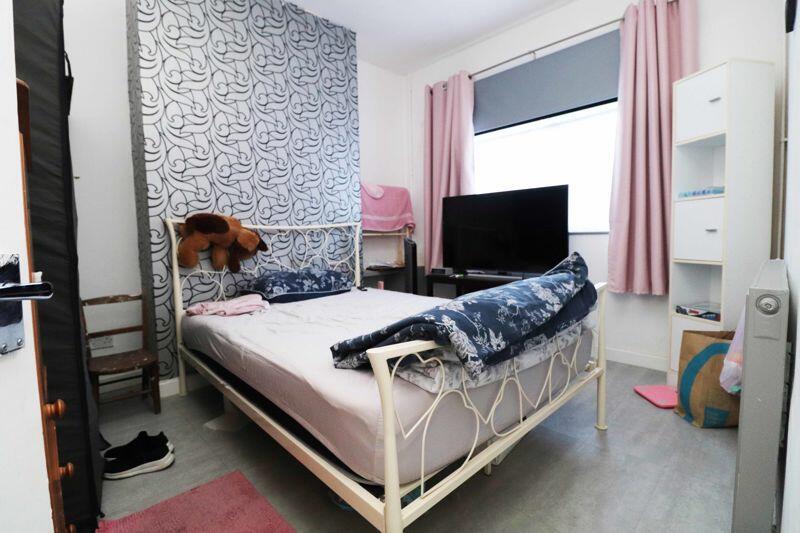 3 bedroom terraced house for sale in Julian Street, Grimsby, DN32