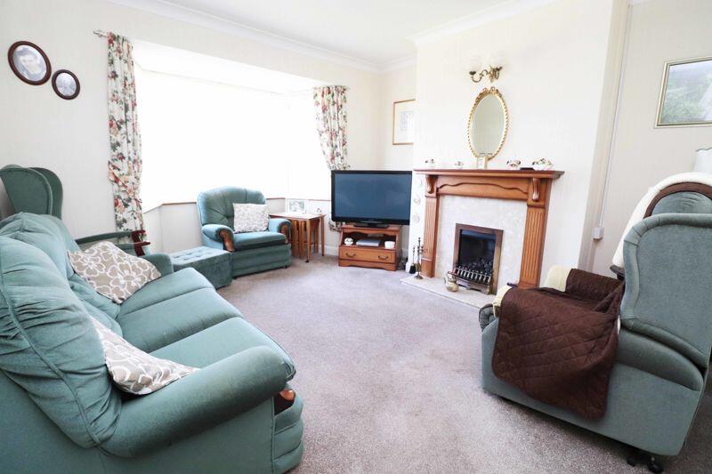 3 bedroom semidetached bungalow for sale in Brian Avenue, Cleethorpes