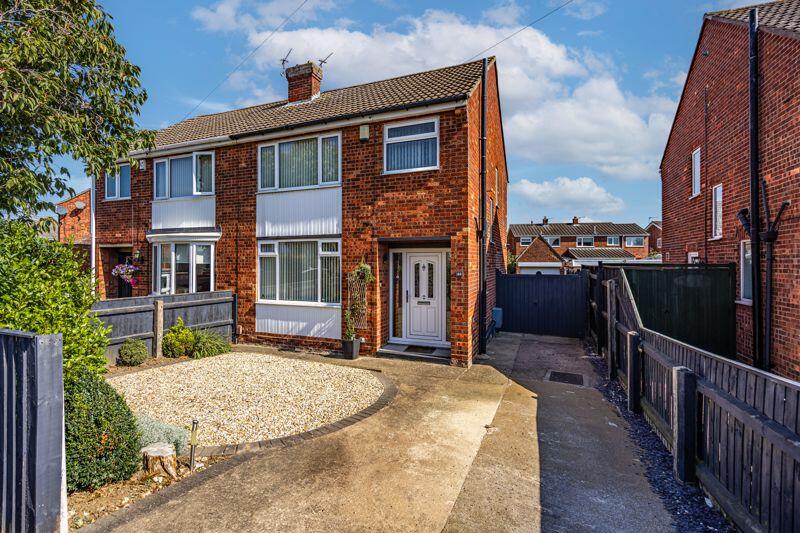3 bedroom semidetached house for sale in Ancaster Avenue, Scartho, DN33