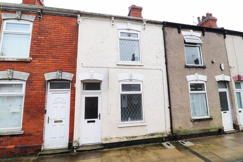 3 bedroom terraced house for sale in Weelsby Street, Grimsby, DN32