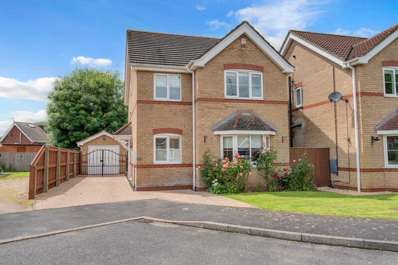 4 bedroom detached house for sale in Holly Close, Stallingborough, DN41