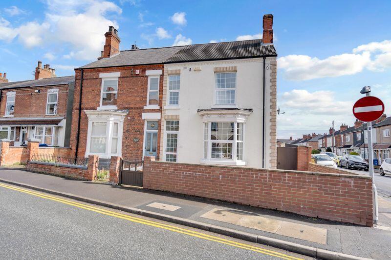 4 bedroom semidetached house for sale in Thrunscoe Road, Cleethorpes, DN35