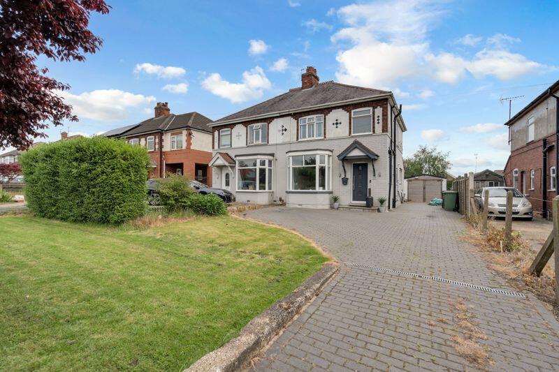 3 bedroom semidetached house for sale in Stallingborough Road