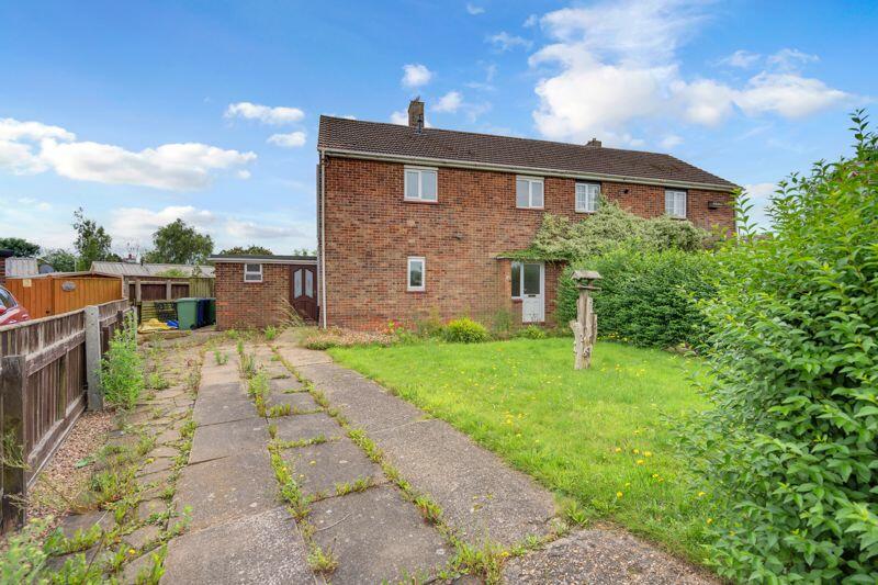 Main image of property: Roundway, Immingham