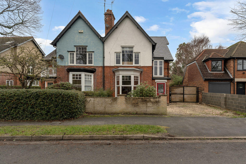 Main image of property: Oak Road, Healing