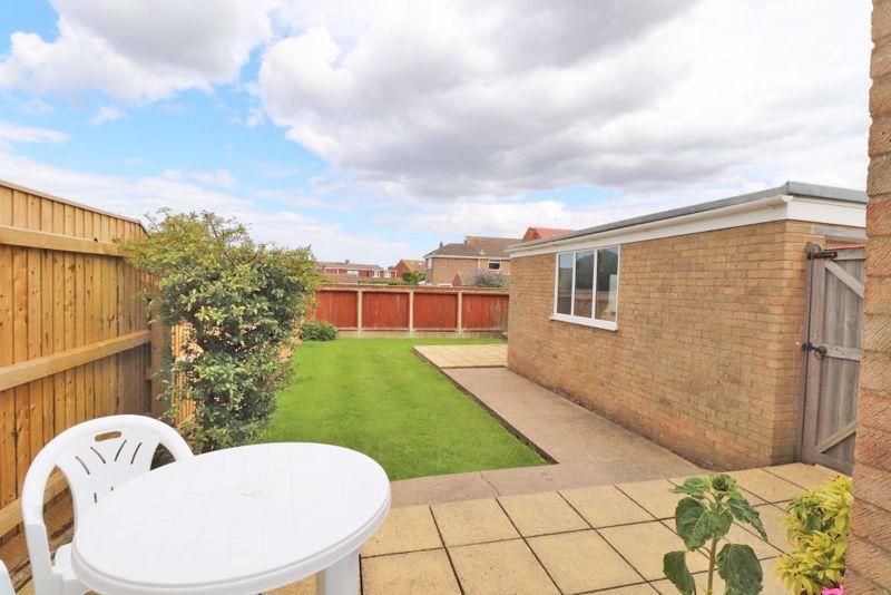 3 bedroom semidetached house for sale in Clixby Close, Cleethorpes, DN35