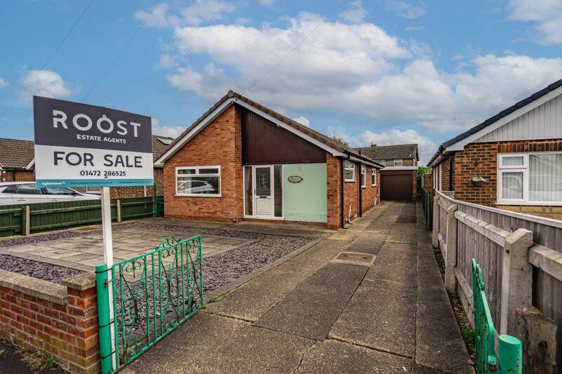 3 bedroom detached bungalow for sale in Oaklands Road, Immingham, DN40