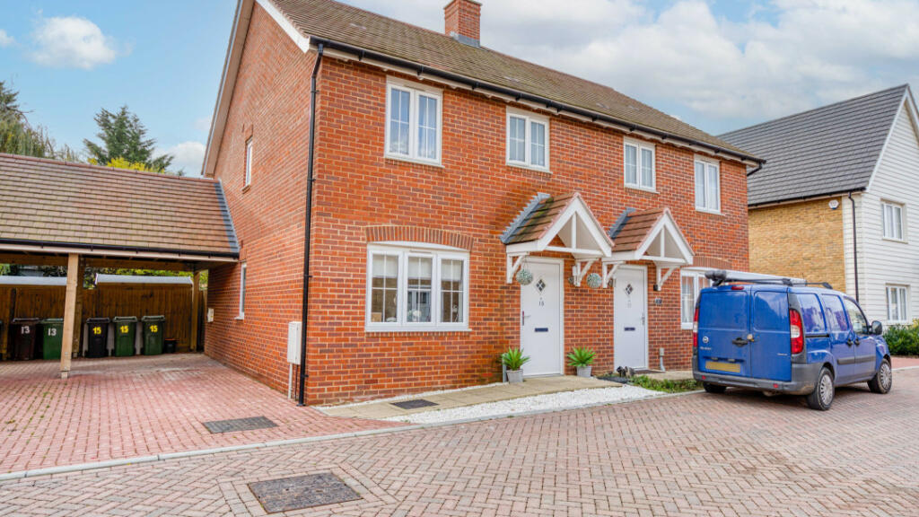 3 bedroom semidetached house for sale in Tyler Road, Staplehurst