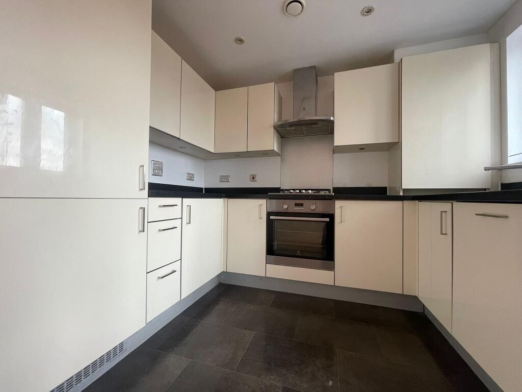 Main image of property: New Mossford Way, Ilford, Essex, IG6