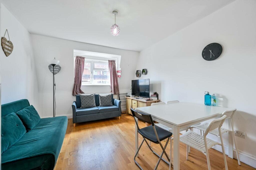 Main image of property: Hemming Street, London, E1