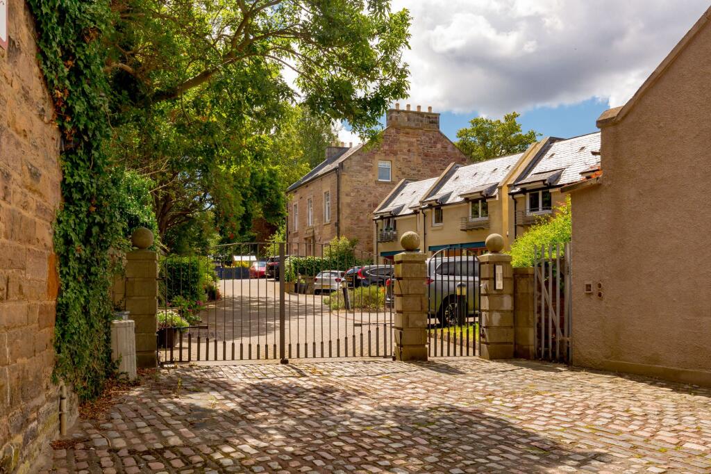 Main image of property: Morningside Road, Morningside, Edinburgh