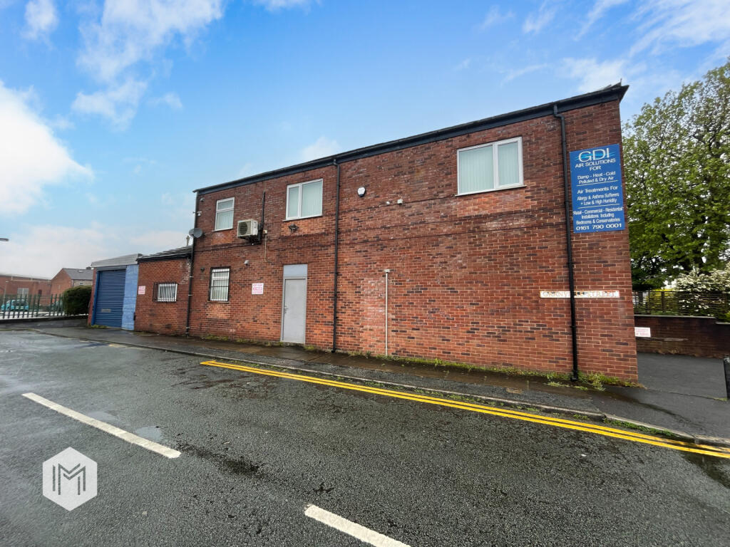 Main image of property: Bolton Road, Worsley, Manchester, Greater Manchester, M28 3BJ