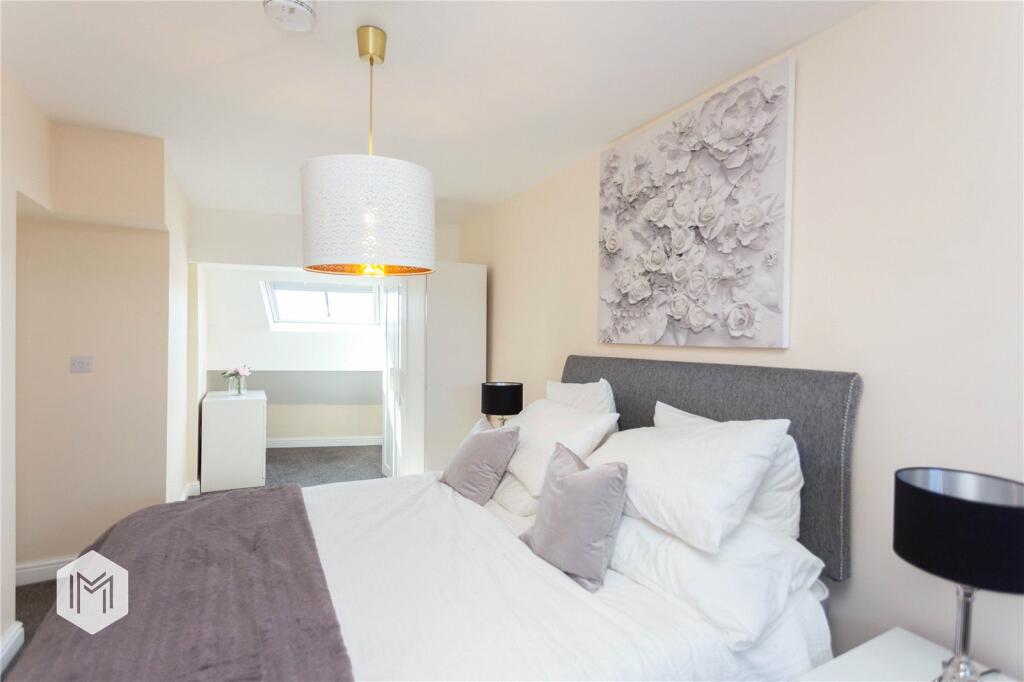 Additional property image - Colne Road, Burnley, BB10 1DU