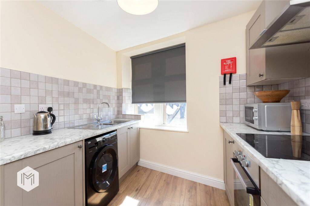 Additional property image - Colne Road, Burnley, BB10 1DU