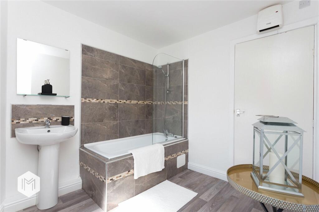 Additional property image - Colne Road, Burnley, BB10 1DU