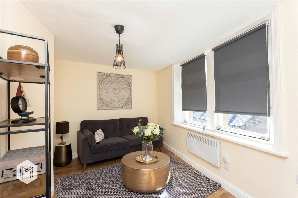 Additional property image - Colne Road, Burnley, BB10 1DU