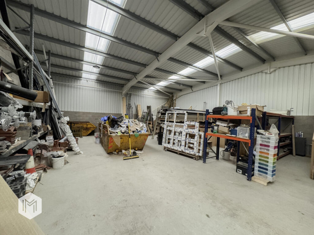Additional property image - Bury New Road, Breightmet, Bolton, Greater Manchester, BL2 6QE