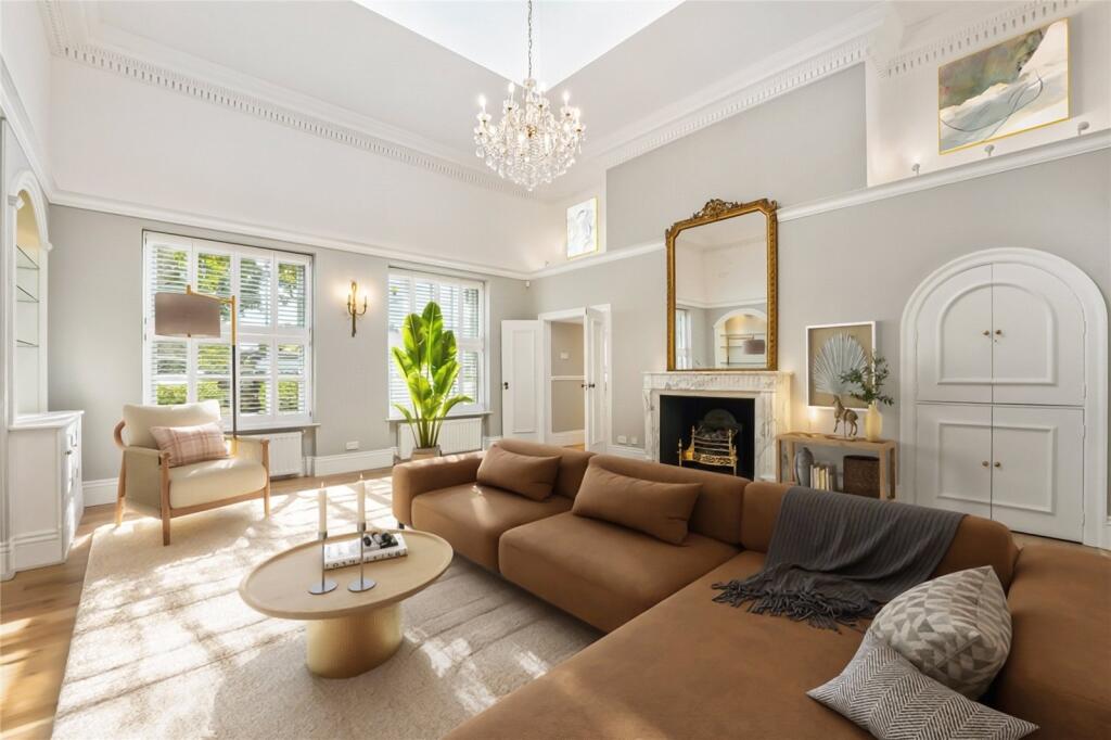 Main image of property: The Keir, 24 West Side Common, London, SW19