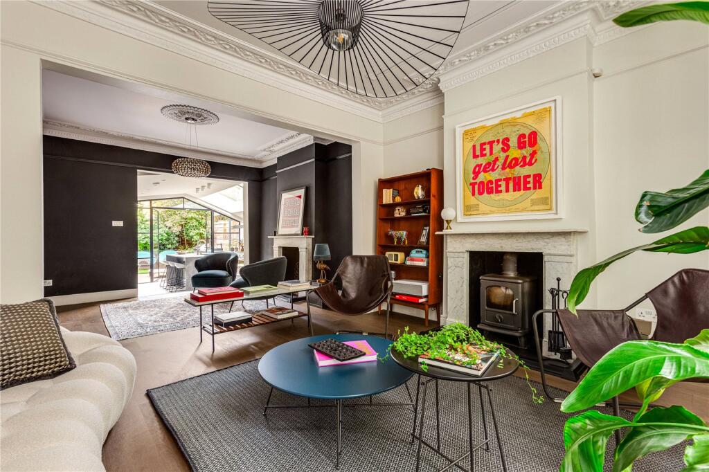 Main image of property: Henning Street, London, SW11