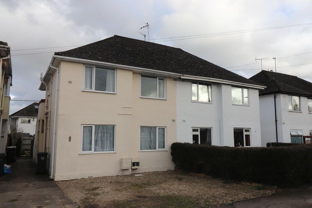 2 bedroom apartment for rent in Melmore Gardens, Cirencester, GL7
