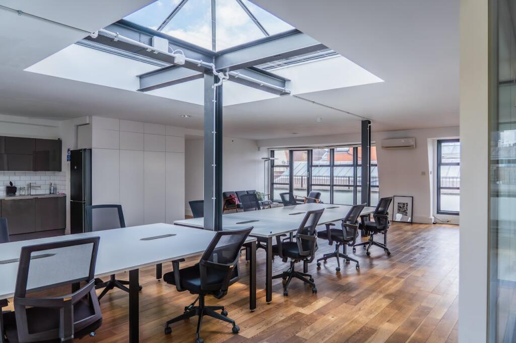 Main image of property: 15 Northburgh Street, Clerkenwell & Farringdon, London, EC1V 0JR