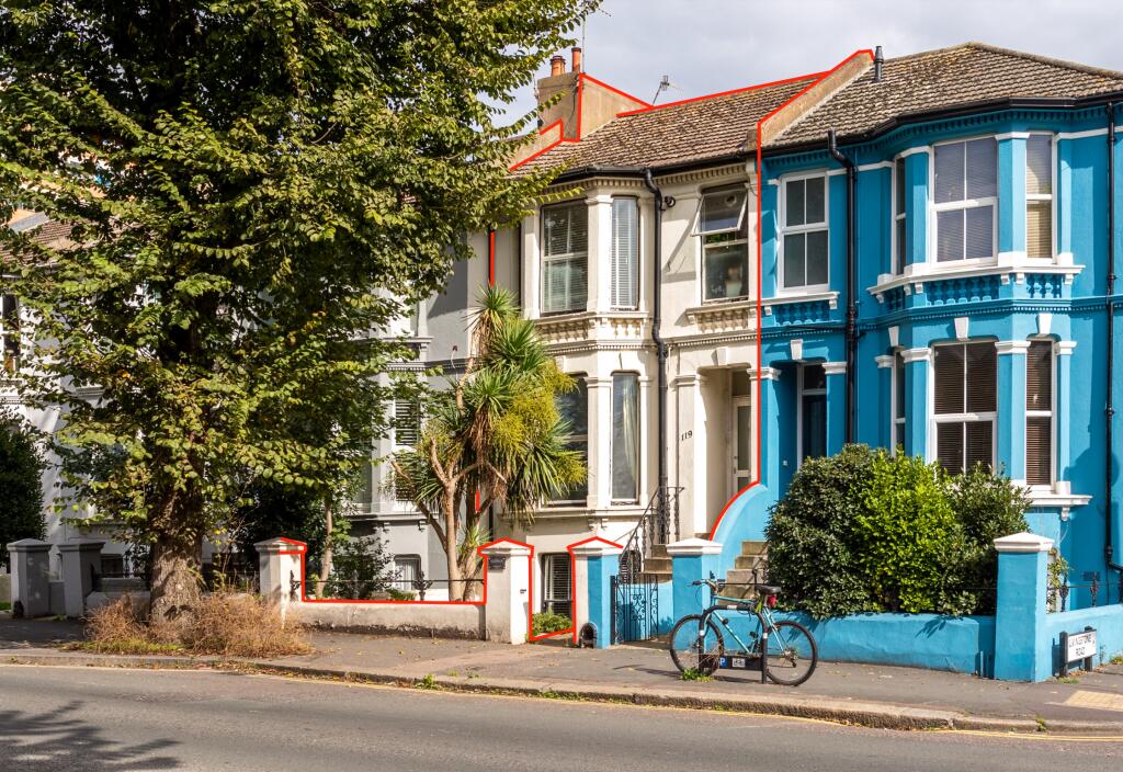 3 bedroom terraced house for sale in Sackville Road, Hove, BN3