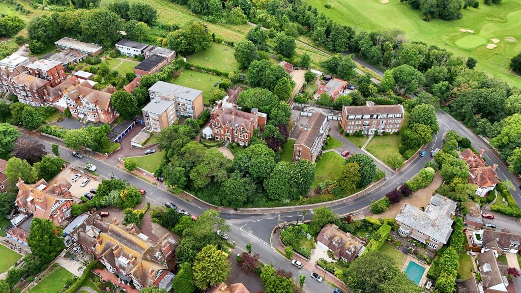 Additional property image - Flat , Cloona East,  Carlisle Road, Eastbourne