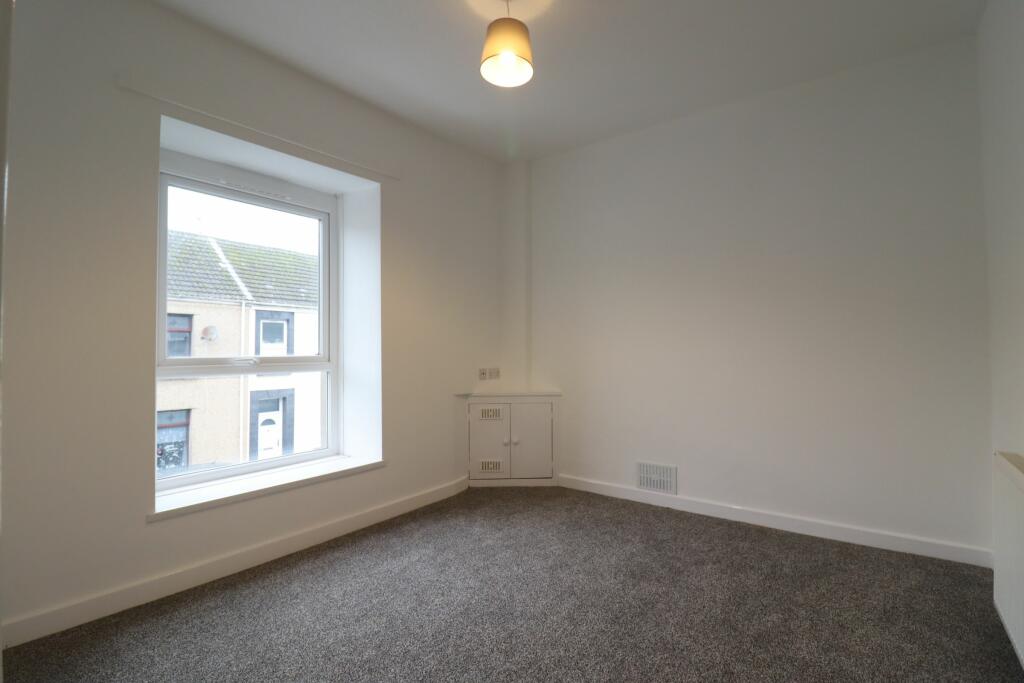 Flat to rent on 79b Ropewalk Road, Llanelli