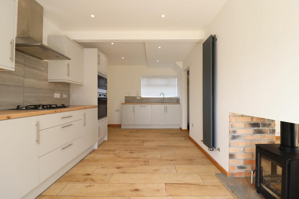 Main image of property: Coed Cochwyn Avenue, Llanishen, Cardiff CF14 5BU