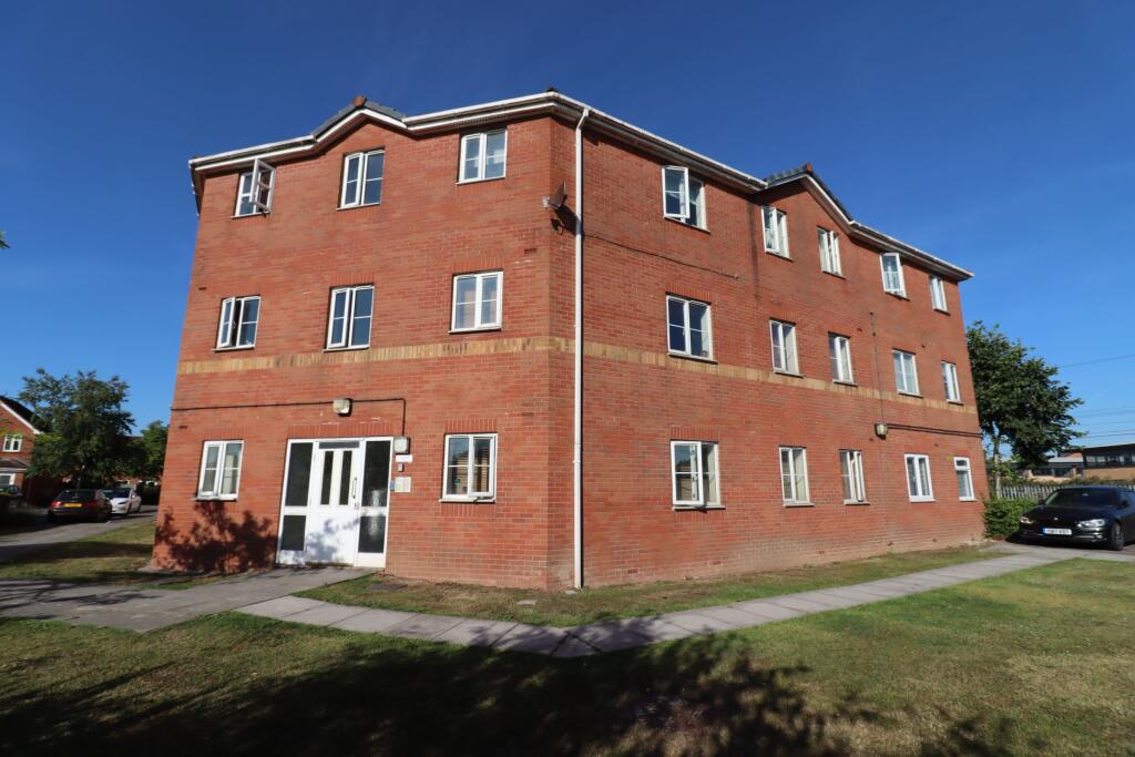 Main image of property: Glan Rhymni, Cardiff CF24 2TW