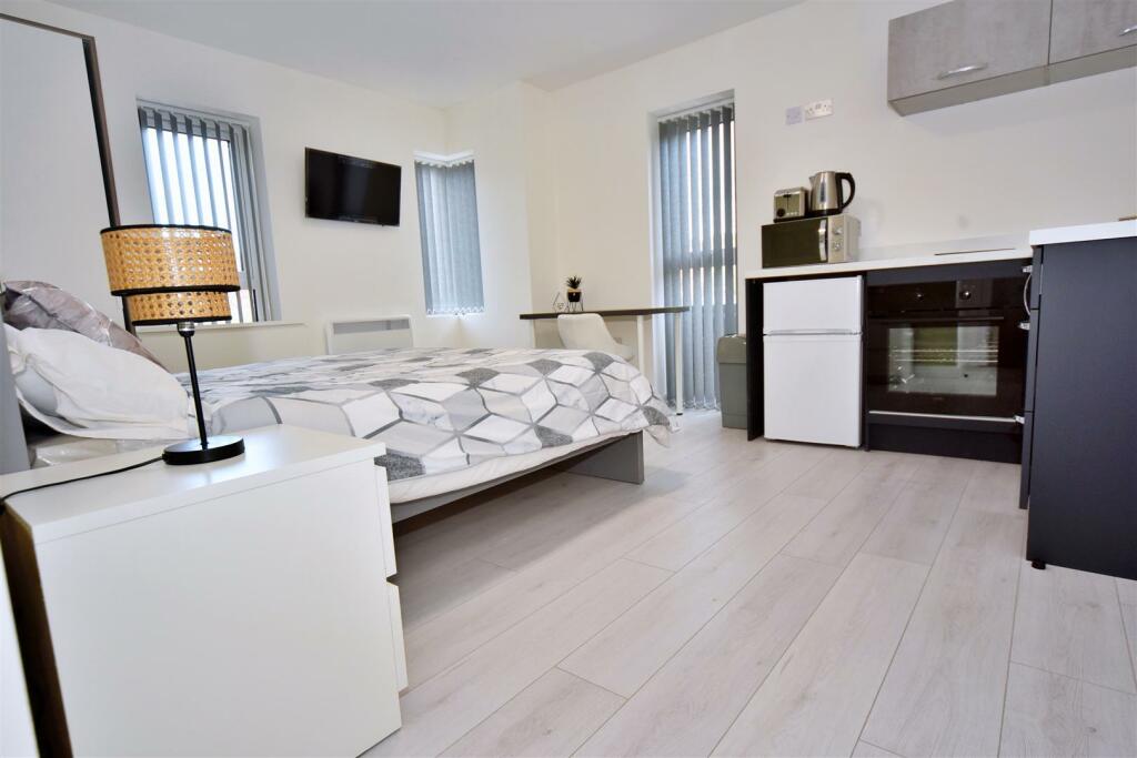 Studio apartment for rent in Southfield Road, Middlesbrough, North