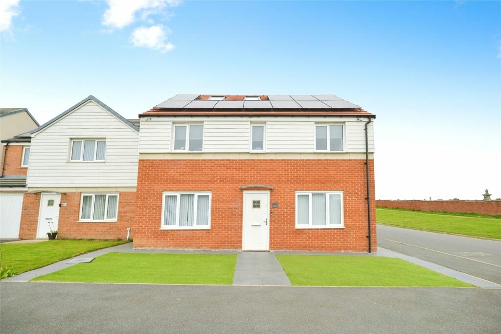 6 bedroom detached house for sale in Butterstone Avenue, Hartlepool, TS24