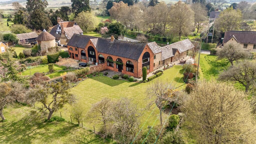 Main image of property: Pershore Road, Little Comberton