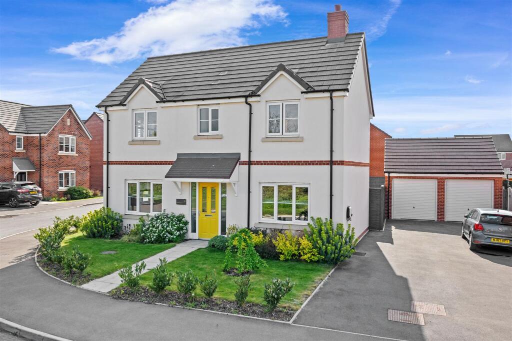 Main image of property: Strawberry Place, Pershore